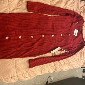 Beautiful long sleeve red dress, size medium 🥀